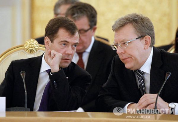 Dmitry Medvedev and Alexei Kudrin Dmitry Medvedev and Alexei Kudrin - Sputnik International