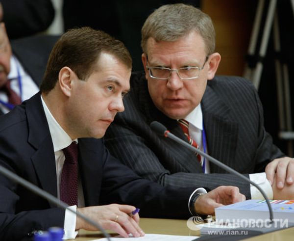 Dmitry Medvedev and Alexei Kudrin Dmitry Medvedev and Alexei Kudrin - Sputnik International