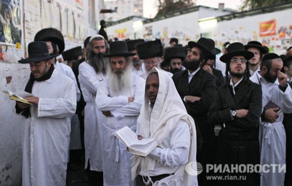 Celebrating Jewish New Year in Uman Celebrating Jewish New Year in Uman - Sputnik International