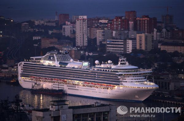 Luxury cruise liner Diamond Princess in Vladivostok Luxury cruise liner Diamond Princess in Vladivostok - Sputnik International