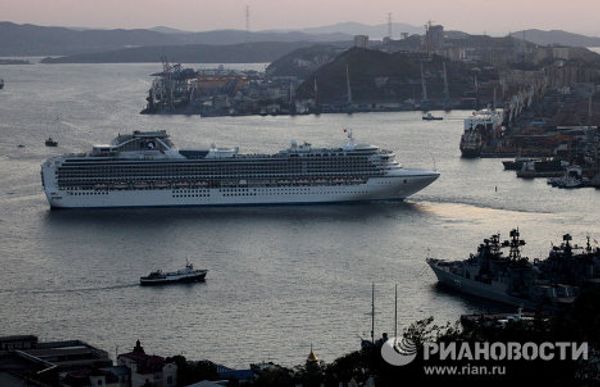 Luxury cruise liner Diamond Princess in Vladivostok Luxury cruise liner Diamond Princess in Vladivostok - Sputnik International