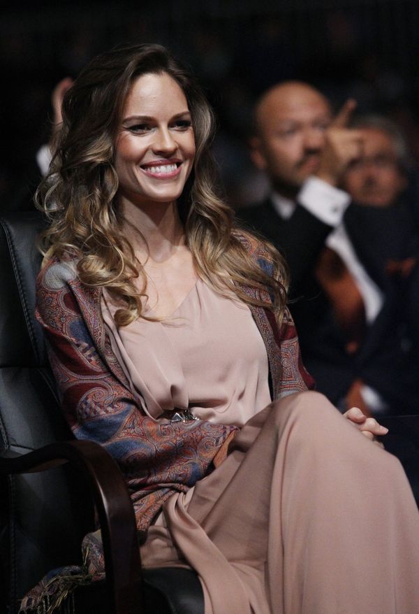 Hollywood actress Hilary Swank has said she “deeply regrets” taking part in a glitzy event in Grozny to mark the birthday of Chechen leader Ramzan Kadyrov. Hollywood actress Hilary Swank has said she “deeply regrets” taking part in a glitzy event in Grozny to mark the birthday of Chechen leader Ramzan Kadyrov. - Sputnik International
