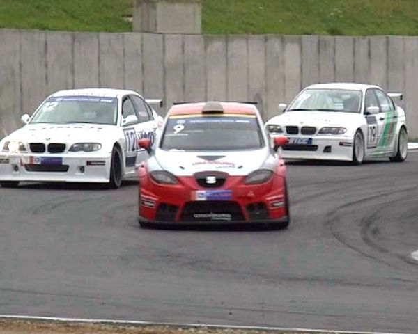 Unexpected victory at Russian Touring Car Championship  - Sputnik International