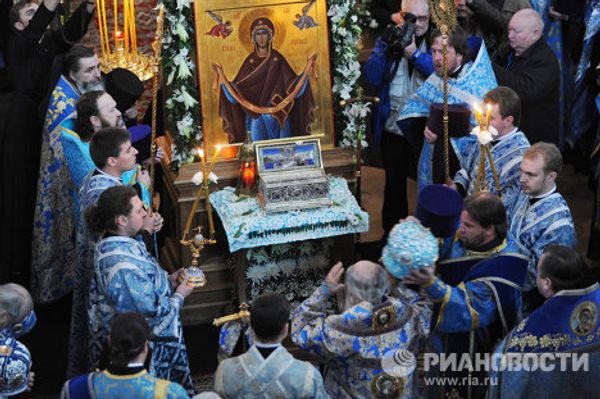 Service in celebration of the first-ever arrival of the Belt of the Mother of God in Russia - Sputnik International
