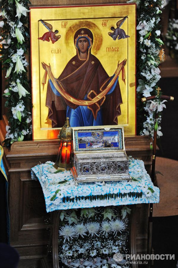 Service in celebration of the first-ever arrival of the Belt of the Mother of God in Russia - Sputnik International