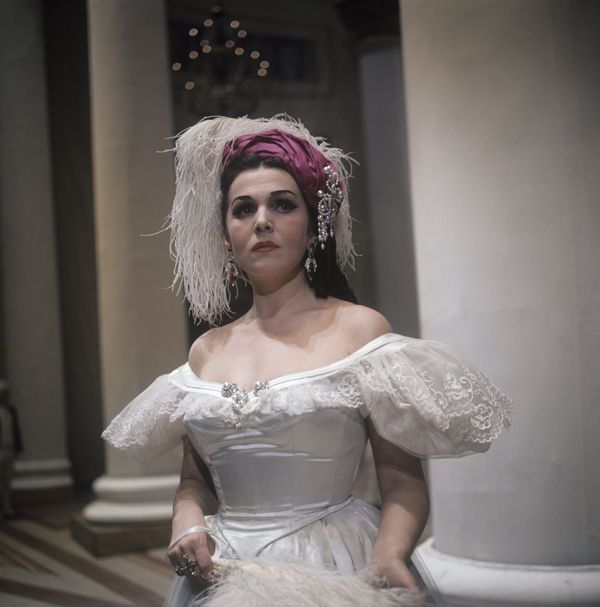 Russian Opera Diva Vishnevskaya Dies  - Sputnik International