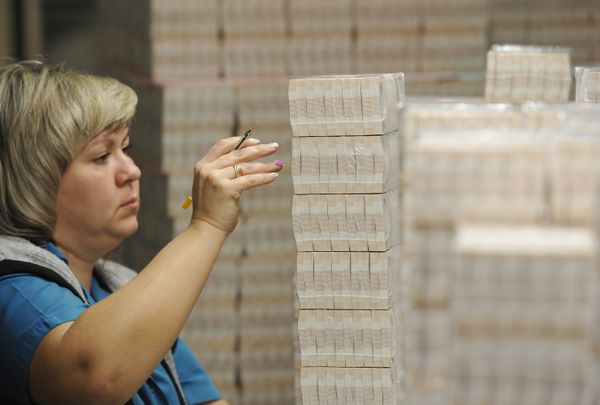 How money is printed  - Sputnik International