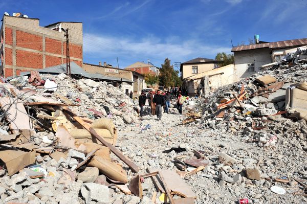 Turkey earthquake death toll tops 470 - Sputnik International