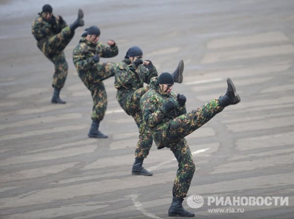 Fighting techniques and equipment displayed at Interpolitex-2011 exhibition - Sputnik International