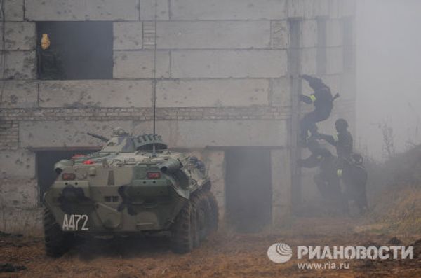 Fighting techniques and equipment displayed at Interpolitex-2011 exhibition - Sputnik International