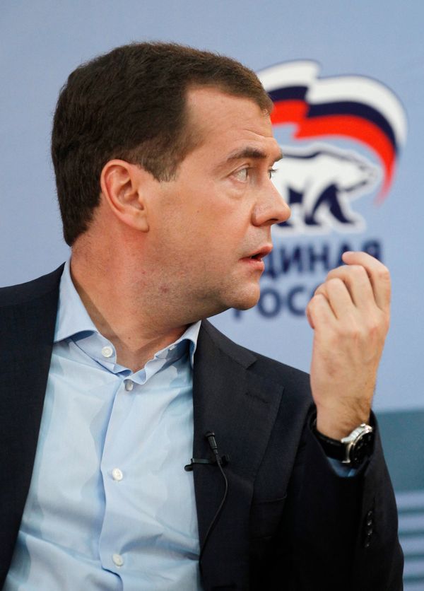 Medvedev became a member of Russia's ruling United Russia party Medvedev became a member of Russia's ruling United Russia party - Sputnik International