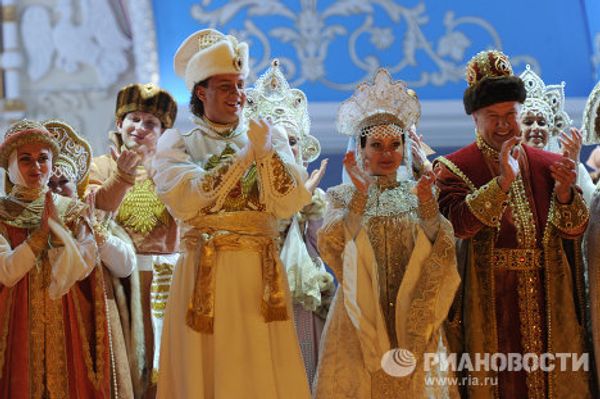 Ruslan and Lyudmila at the Bolshoi: happy fairytale from real life Ruslan and Lyudmila at the Bolshoi: happy fairytale from real life - Sputnik International