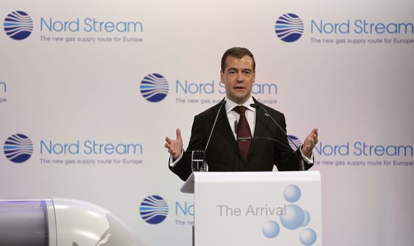 Dmitry Medvedev - Sputnik International