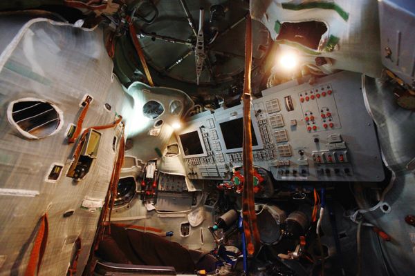 Soyuz TMA-22  - Sputnik International