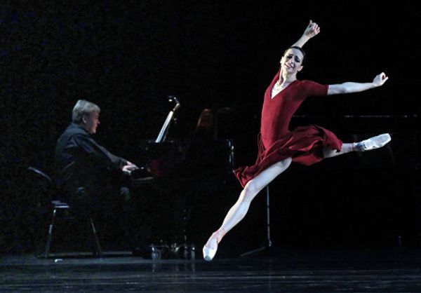 Ballet prima Vishneva to showcase Dialogues performance Ballet prima Vishneva to showcase Dialogues performance - Sputnik International