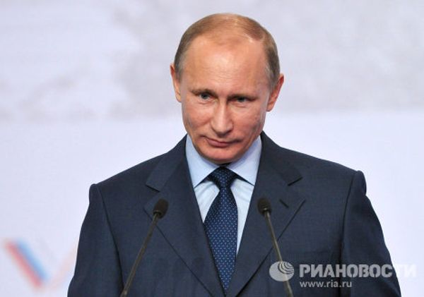 Vladimir Putin pays a working visit to Belgorod Region Vladimir Putin pays a working visit to Belgorod Region - Sputnik International