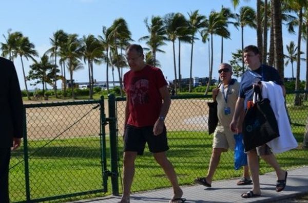 Dmitry Medvedev takes pictures in Honolulu - Sputnik International