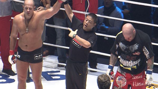 Fedor Emelianenko halts losing streak by defeating Jeff Monson - Sputnik International