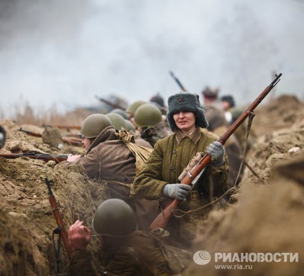 Reenacting the Battle of Stalingrad  - Sputnik International