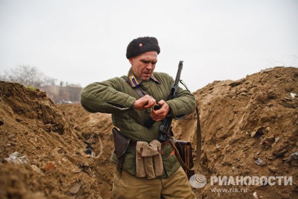 Reenacting the Battle of Stalingrad  - Sputnik International