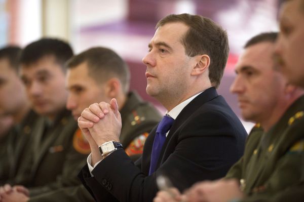 Dmitry Medvedev in Vladikavkaz - Sputnik International
