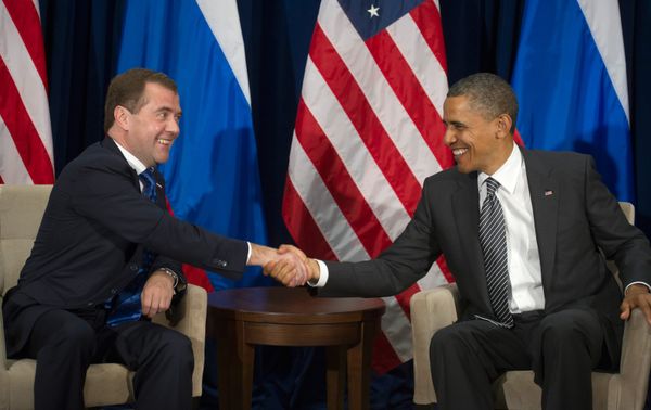 Dmitry Medvedev and Barack Obama - Sputnik International