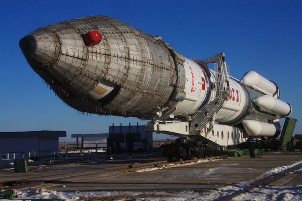 Proton-M rocket carrier with the communications satellite AsiaSat-7 - Sputnik International