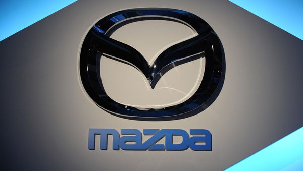 Mazda Corporation is recalling some 80,000 cars in US in connection with possibly defected air bags. - Sputnik International
