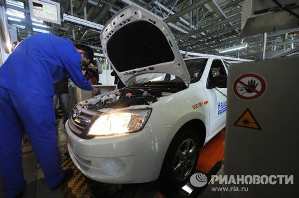 АвтоВАЗ приступил к серийному выпуску автомобиля LADA Granta - Sputnik International