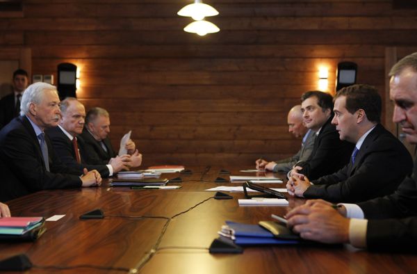 Dmitry Medvedev’s meeting with parliamentary party leaders - Sputnik International