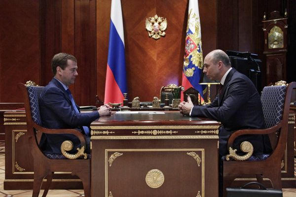 Dmitry Medvedev and Anton Siluanov - Sputnik International