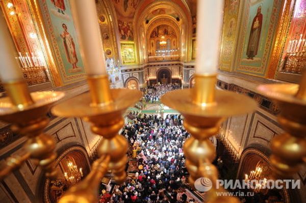 Russians celebrate Orthodox Christmas Russians celebrate Orthodox Christmas - Sputnik International