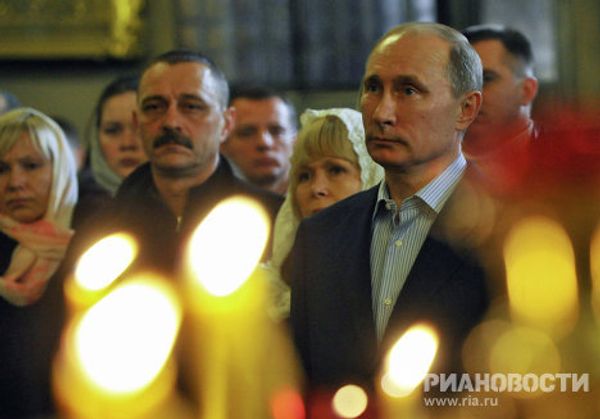 Russians celebrate Orthodox Christmas Russians celebrate Orthodox Christmas - Sputnik International