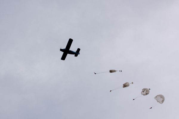 Russian paratroopers Russian paratroopers - Sputnik International