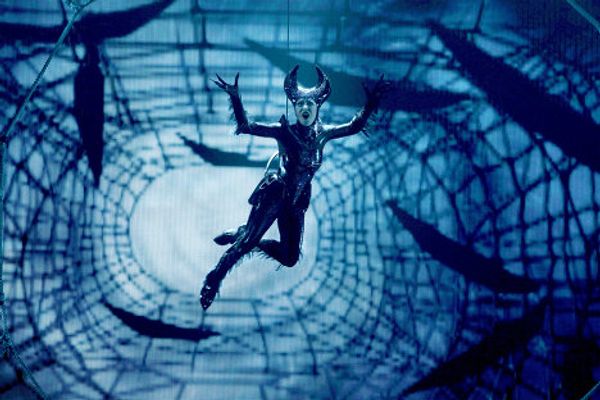 Mandragora, white clowns and the Wheel of Death at Cirque du Soleil’s Zarkana show in the Kremlin - Sputnik International