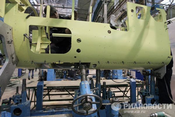 Workshops Where Sukhoi Su-34 Fullback Fighter-Bombers are Assembled - Sputnik International