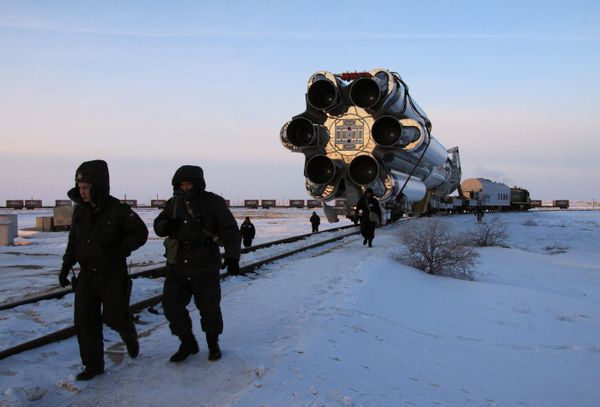 Russia Set to Launch Dutch Telecoms Satellite          - Sputnik International