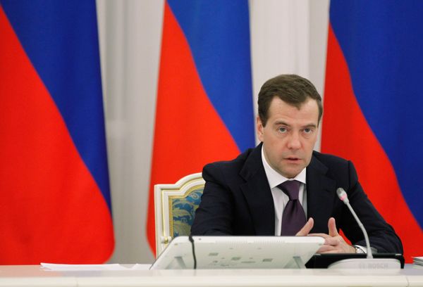 Dmitry Medvedev - Sputnik International