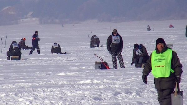 First Annual Russian Ice Fishing Contest - Sputnik International