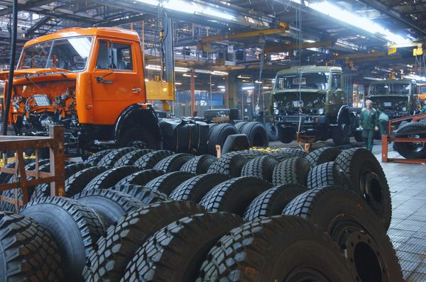 Russian truck maker KamAZ - Sputnik International