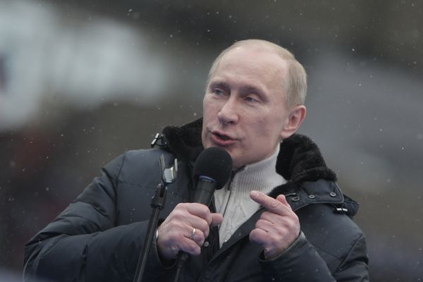 Russian Prime Minister and presidential candidate Vladimir Putin will win the presidential election with 63-66 percent of the vote, according to Russia's largest independent pollster Levada Center. Russian Prime Minister and presidential candidate Vladimir Putin will win the presidential election with 63-66 percent of the vote, according to Russia's largest independent pollster Levada Center. - Sputnik International
