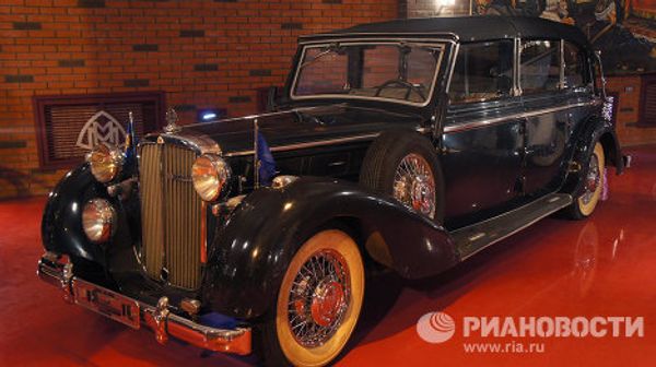Vintage Maybach, Mercedes and ZIL Cars Showcased at Museum near Moscow - Sputnik International