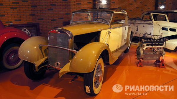 Vintage Maybach, Mercedes and ZIL Cars Showcased at Museum near Moscow - Sputnik International