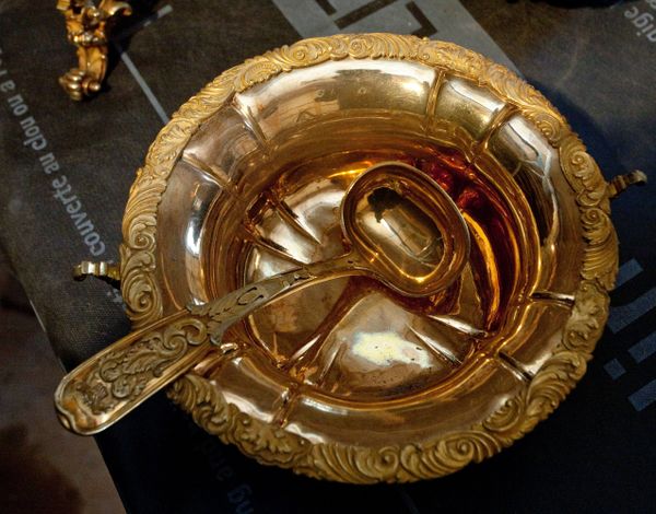 Pre-Revolutionary Treausre Found in St. Pete Mansion    - Sputnik International