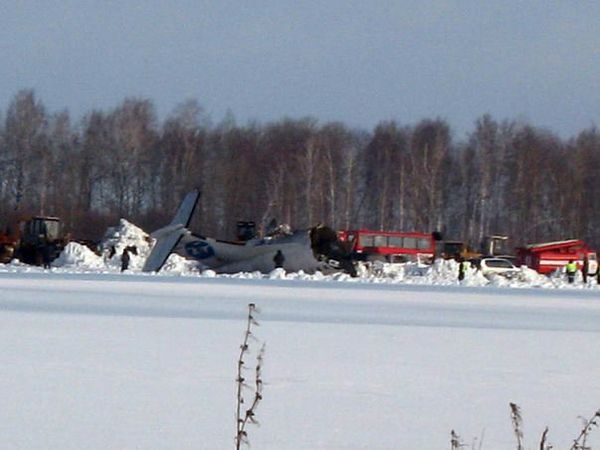 The UTair ATR-72 craft crashed shortly after take-off The UTair ATR-72 craft crashed shortly after take-off - Sputnik International