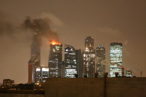 The city emergencies ministry reported earlier that the blaze covered an area of 50 square meters - Sputnik International