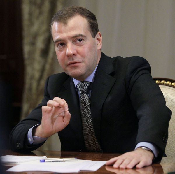 Dmitry Medvedev - Sputnik International