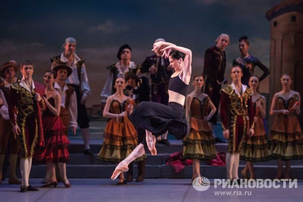 Spanish Passion and Former Bolshoi Soloists Perform Don Quixote at Mikhailovsky Theatre Spanish Passion and Former Bolshoi Soloists Perform Don Quixote at Mikhailovsky Theatre - Sputnik International