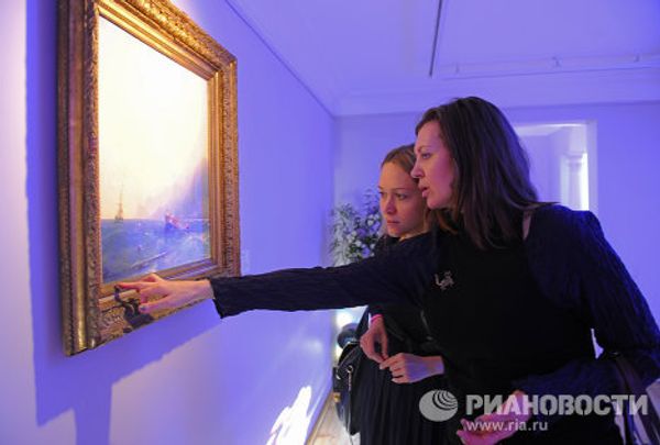 Christie’s Presale Exhibit in Moscow: From Rembrandt to Contemporary Art Christie’s Presale Exhibit in Moscow: From Rembrandt to Contemporary Art - Sputnik International