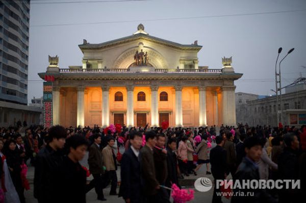 Unveiling of Kim Jong-il Monument in Pyongyang - Sputnik International